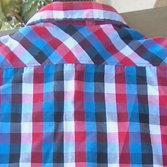 2/8 American Hero Plaid Button Up Shirt For Toddlers Size 4T - Picture 8 of 16